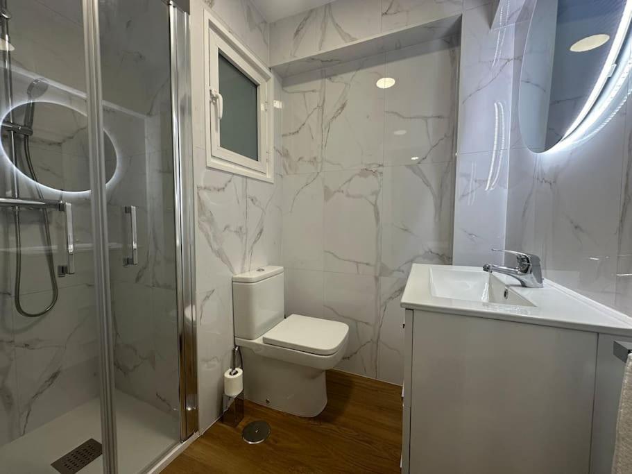 Arte Y Nuevo En El Centro Apartment Vigo Ngoại thất bức ảnh